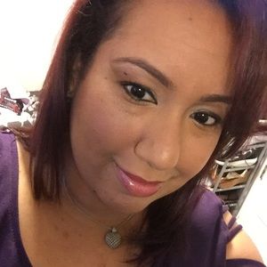 Meet your Posher, Raisa