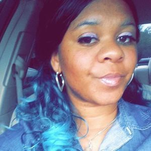 Meet your Posher, Antoya