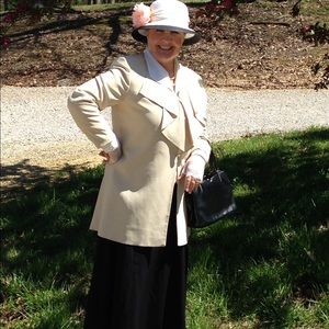 Meet your Posher, Dana