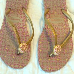 Havaianas flip flops