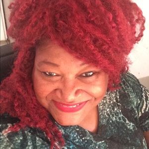 Meet your Posher, Karon