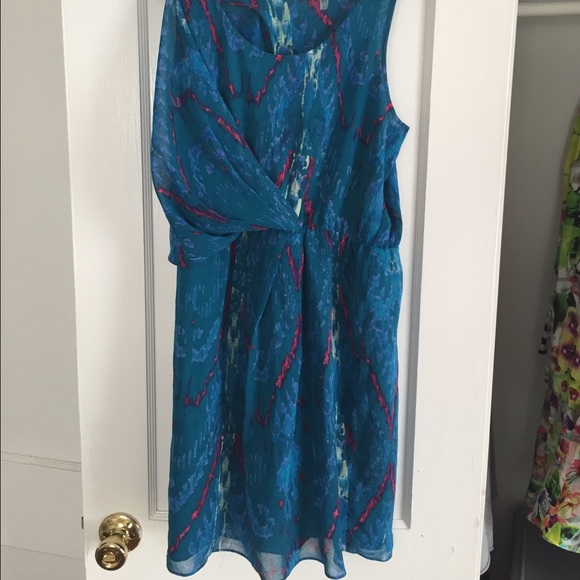 DKNY Dresses & Skirts - DKNY dress!