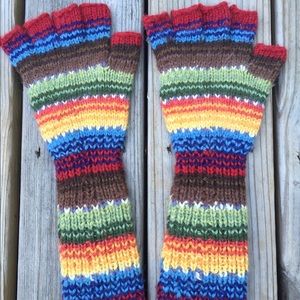 Knit multicolored fingerless gloves