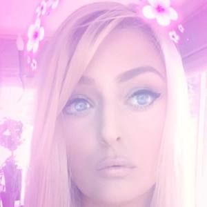 Meet your Posher, Dani