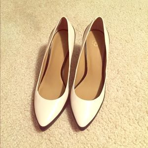 Ann Taylor pumps