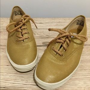 Shiny Golden Keds
