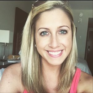 Meet your Posher, Kristin