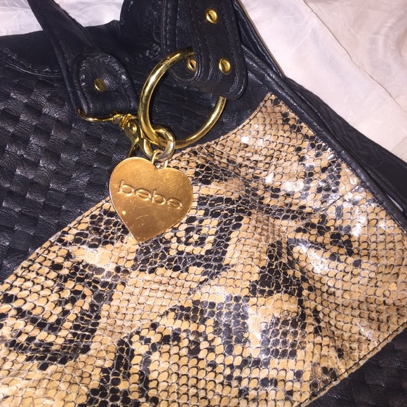 Stylish Snake Skin BEBE Crossbody. 😍 - Picture 2 of 3