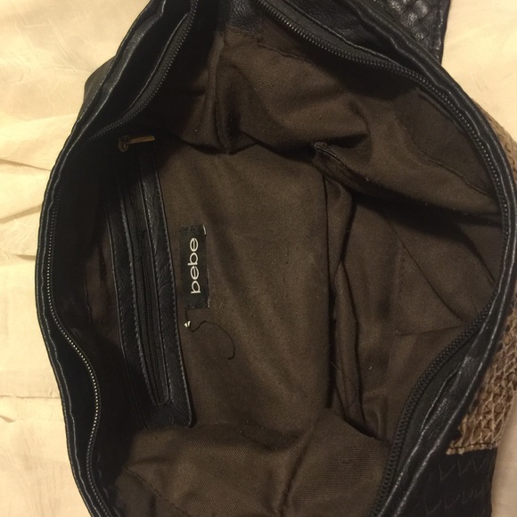 Stylish Snake Skin BEBE Crossbody. 😍 - Picture 3 of 3