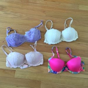 4 34C Bras