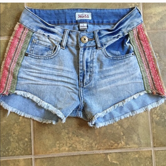 Jean cutoff shorts/ Festival shorts