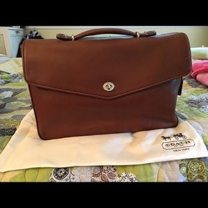 Classic coach briefcase