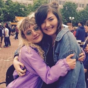 Meet your Posher, Emilee