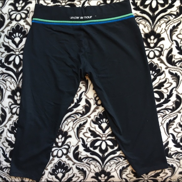 Under Armour Capri Tights - Picture 3 of 4