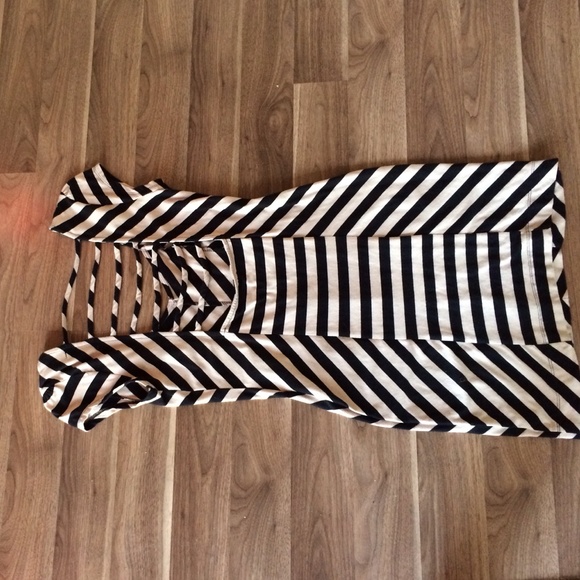 Striped dress by Monteau - Picture 3 of 3