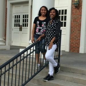 Meet your Posher, Kaya