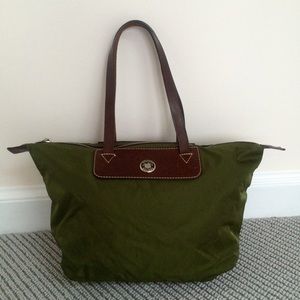 ⛱Green Dooney Summer Tote!