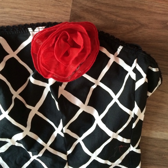 Ruby Rox strapless Party Dress - Picture 2 of 3