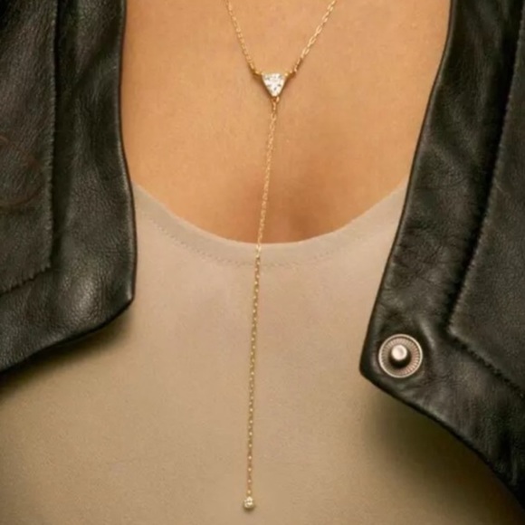 1 LEFT!!! long gold crystal & triangle necklace - Picture 4 of 4