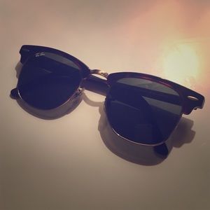 Ray-Ban Clubmaster Classic Sunglasses
