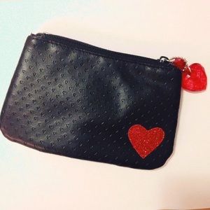 Loungefly Bags - LoungeFly Hearts and Skulls Wallet Purse Loungefly Bags - LoungeFly Hearts and Skulls Wallet Purse