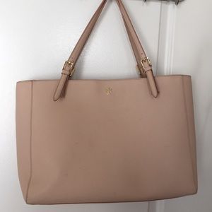 Tory Burch York Buckle Tote Bag.