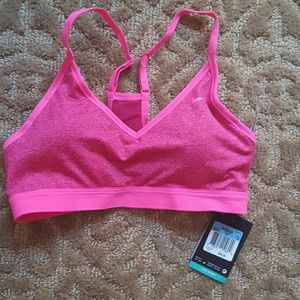 Nike racer back sports bra with optional padding