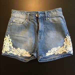 Women's Denim High Rise Erin BDG Shorts Size 24