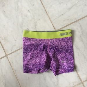 Nike pro shorts  (BEING TRADED CURRENTLY) DONT BUY
