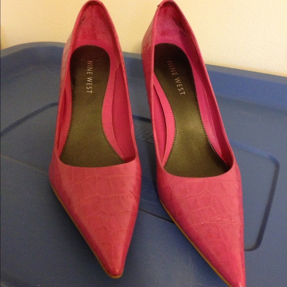 Pink Nine West shoes!