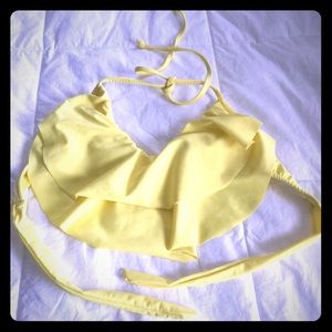 Venus ruffle bikini top