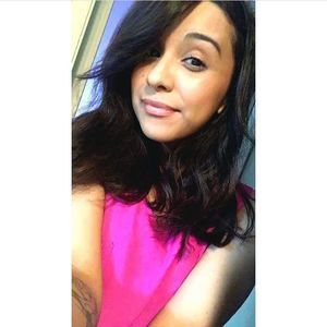 Meet your Posher, Denise