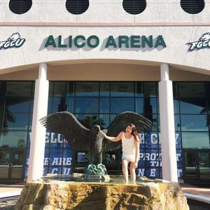 Meet your Posher, Monica