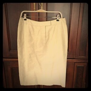 Linen blend skirt.