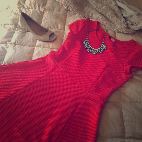 Red party dress