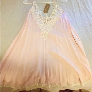 Francesca's Pale Pink & Lace Casual Dress