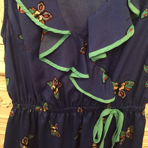 Dress - Picture 2 of 3