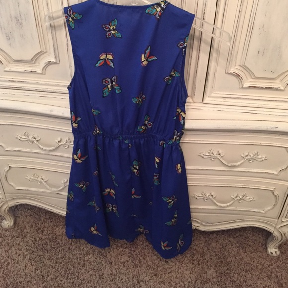 Dress - Picture 3 of 3