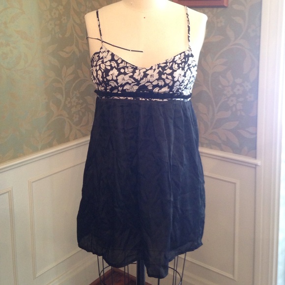 Black and white floral top dress