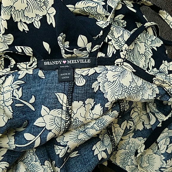 (Sold) NWOT Brandy melville flower print dress - Picture 3 of 3