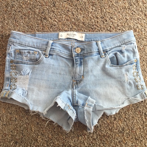 Light shorts