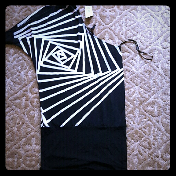 BCBG Max Azria one shoulder tunic