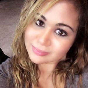 Meet your Posher, Casey