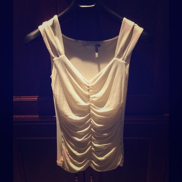 Ruched cream top. - Picture 1 of 4