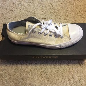 Women's Off White Patterned Converse