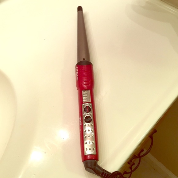 Conair curling wand.