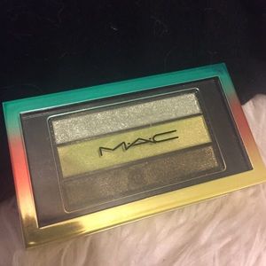 MAC Cosmetics "Green Clean" shadow trio