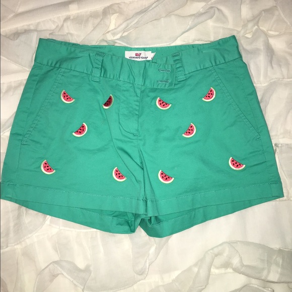 ‼️SOLD‼️ Green Watermelon Vineyard Vine Shorts