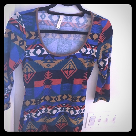 GORGEOUS BODY CON DRESS