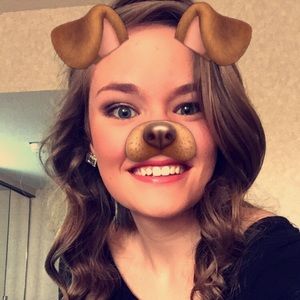 Meet your Posher, Brooke